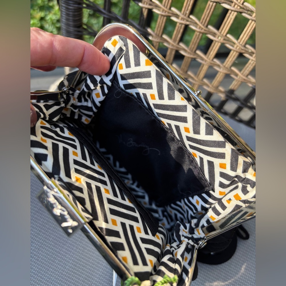 VERA BRADLEY MINI FRAME CROSSBODY CLASSIC BLACK - Picture 6 of 7